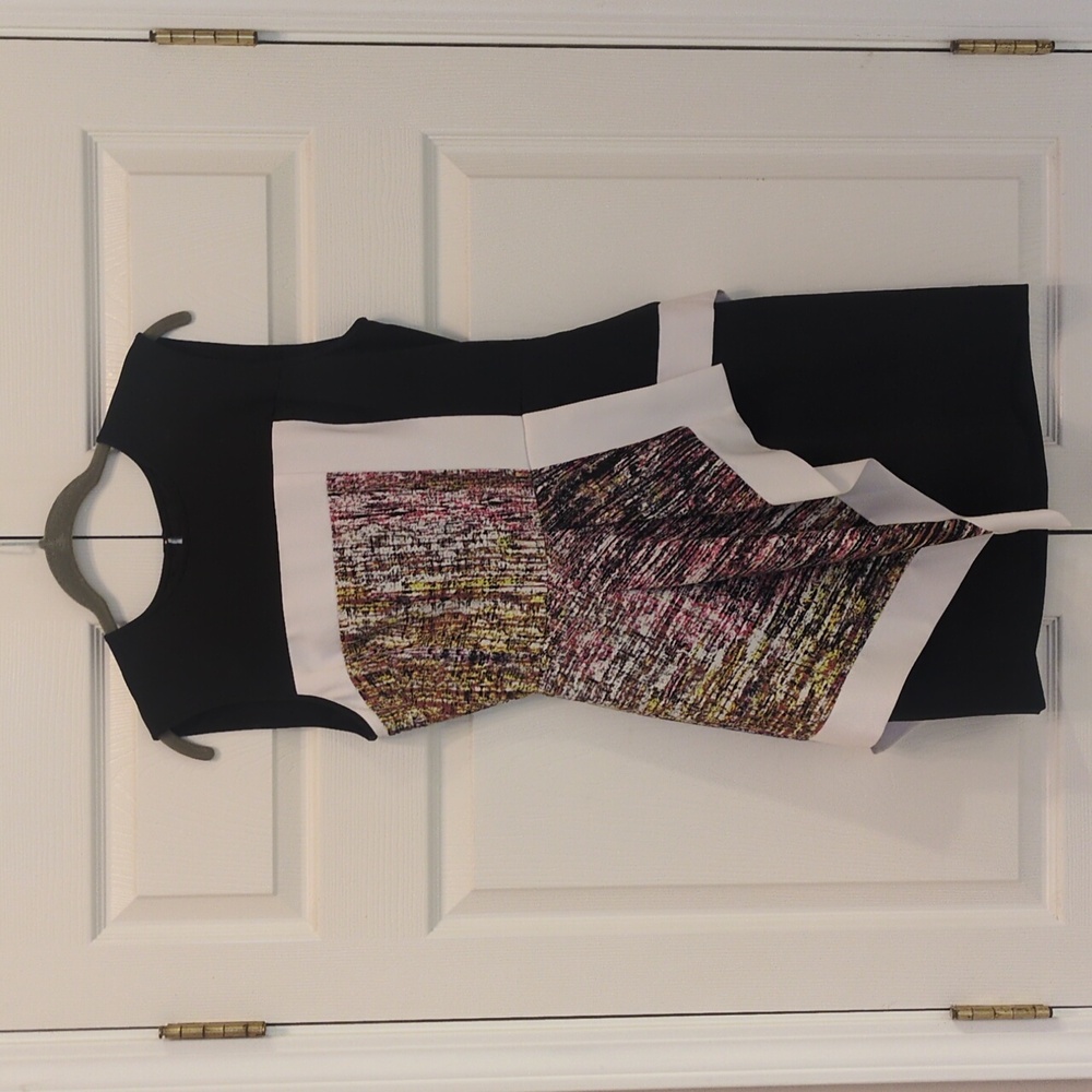 BCBGMaxAzria Elegant Black Dress Size 4 - Picture 2 of 7